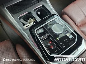 BMW 7-Series 740i sDrive Design Pure Excellence 2023 года из Южной Кореи