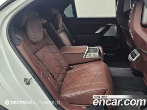 BMW 7-Series 740i sDrive Design Pure Excellence 2023 года из Южной Кореи