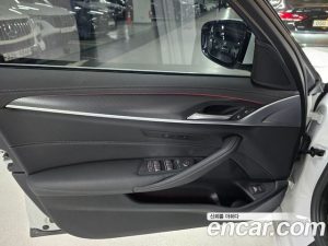 BMW 5-Series 520i M Sport 2023 года из Южной Кореи