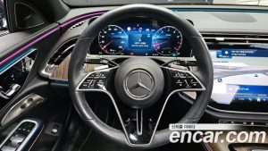 Mercedes-Benz E-Class E300 4MATIC Exclusive 2024 года из Южной Кореи