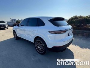Porsche Cayenne 3.0 2023 года из Южной Кореи