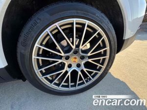 Porsche Cayenne 3.0 2023 года из Южной Кореи