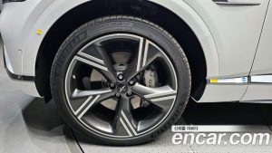 Genesis GV80 2.5T Бензин AWD 2025 года из Южной Кореи