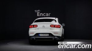 Mercedes-Benz GLC-Class GLC300 4MATIC Coupe 2023 года из Южной Кореи