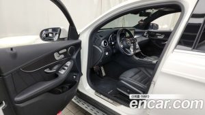 Mercedes-Benz GLC-Class GLC300 4MATIC Coupe 2023 года из Южной Кореи