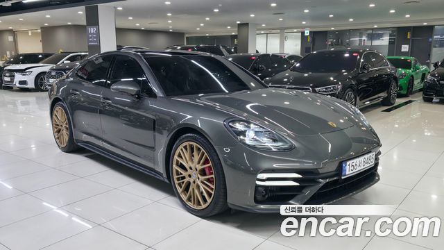 Porsche Panamera 4.0 GTS 2023 года из Кореи