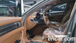 Porsche Panamera 4.0 GTS 2023 года из Южной Кореи