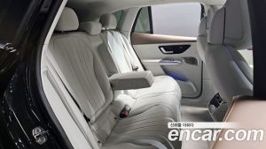 Mercedes-Benz EQE EQE350 4MATIC 2023 года из Южной Кореи