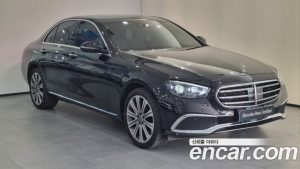 Mercedes-Benz E-Class E350 4MATIC Exclusive 2023 года из Южной Кореи