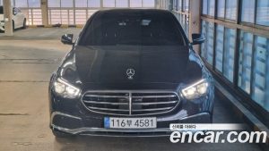 Mercedes-Benz E-Class E350 4MATIC Exclusive 2023 года из Южной Кореи