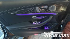 Mercedes-Benz E-Class E350 4MATIC Exclusive 2023 года из Южной Кореи