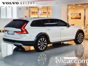 Volvo V90 B5 ULTIMATE AWD 2024 года из Южной Кореи
