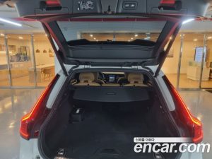 Volvo V90 B5 ULTIMATE AWD 2024 года из Южной Кореи