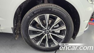 Volvo XC60 B5 Ultra Bright 2025 года из Южной Кореи