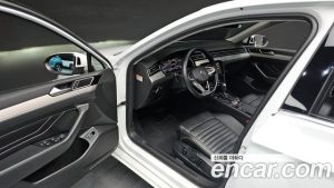 Volkswagen Passat 2.0 TDI Prestige 2022 года из Южной Кореи