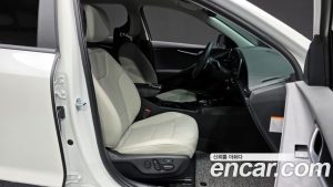 Kia Niro Signature 2026 года из Южной Кореи