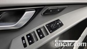 Kia Niro Signature 2026 года из Южной Кореи