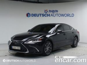 Lexus ES Luxury 2023 года из Южной Кореи