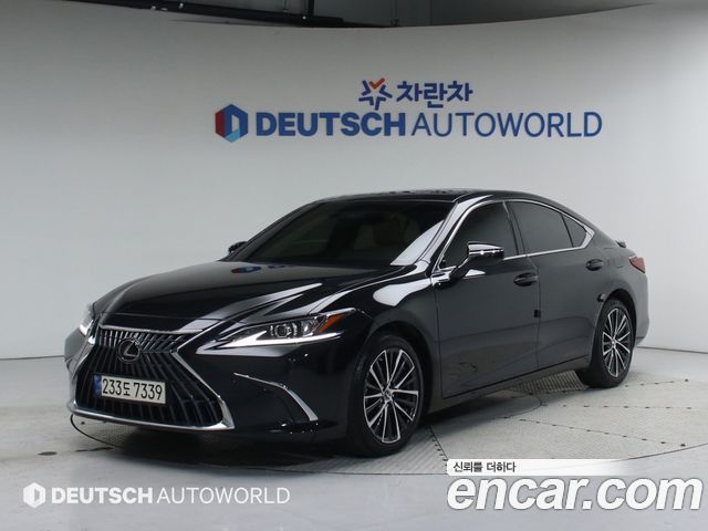 Lexus ES Luxury 2023 года из Кореи