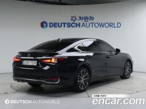 Lexus ES Luxury 2023 года из Южной Кореи