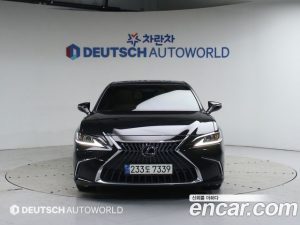 Lexus ES Luxury 2023 года из Южной Кореи