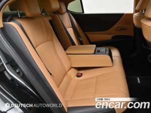 Lexus ES Luxury 2023 года из Южной Кореи