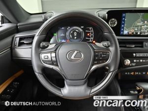 Lexus ES Luxury 2023 года из Южной Кореи