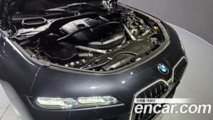 BMW 7-Series 740i xDrive M Sport 2024 года из Южной Кореи