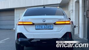BMW i5 eDrive 40 M Sport 2025 года из Южной Кореи
