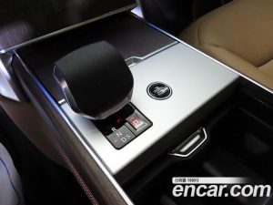 Land Rover Range Rover P550E AB 2025 года из Южной Кореи