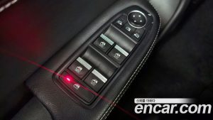 Renault-KoreaSamsung XM3 1.6 E-TECH Inspire 2023 года из Южной Кореи