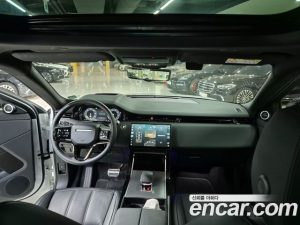 Land Rover Range Rover Evoque P250 Dynamic SE 2025 года из Южной Кореи