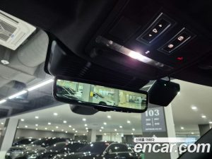 Land Rover Range Rover Evoque P250 Dynamic SE 2025 года из Южной Кореи