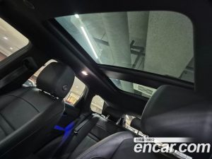 Land Rover Range Rover Evoque P250 Dynamic SE 2025 года из Южной Кореи