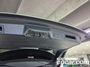 Land Rover Range Rover Evoque P250 Dynamic SE 2025 года из Южной Кореи