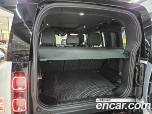 Land Rover Defender 110 P400 X 2024 года из Южной Кореи