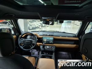 Land Rover Defender 110 P400 X 2024 года из Южной Кореи
