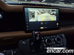 Land Rover Defender 110 P400 X 2024 года из Южной Кореи