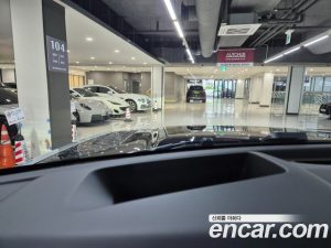 Land Rover Defender 110 P400 X 2024 года из Южной Кореи