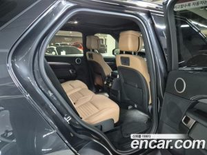 Land Rover Discovery D350 Dynamic HSE 2025 года из Южной Кореи