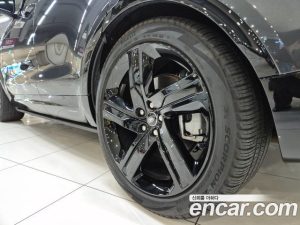 Land Rover Discovery D350 Dynamic HSE 2025 года из Южной Кореи