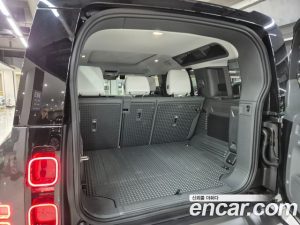 Land Rover Defender 110 D250 X- SE 2025 года из Южной Кореи
