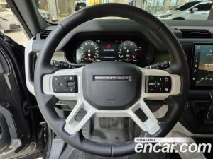 Land Rover Defender 110 D250 X- SE 2025 года из Южной Кореи