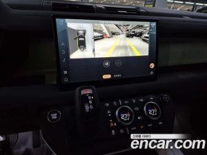 Land Rover Defender 110 D250 X- SE 2025 года из Южной Кореи