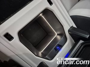 Land Rover Defender 110 D250 X- SE 2025 года из Южной Кореи