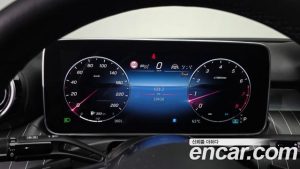 Mercedes-Benz C-Class C300 4MATIC Avantgarde 2024 года из Южной Кореи