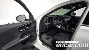 Mercedes-Benz C-Class C300 4MATIC Avantgarde 2024 года из Южной Кореи