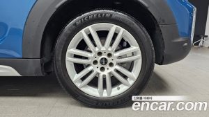 Mini Countryman CLASSIC 2023 года из Южной Кореи