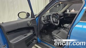 Mini Countryman CLASSIC 2023 года из Южной Кореи