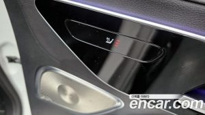 Mercedes-Benz EQE EQE350 4MATIC 2023 года из Южной Кореи